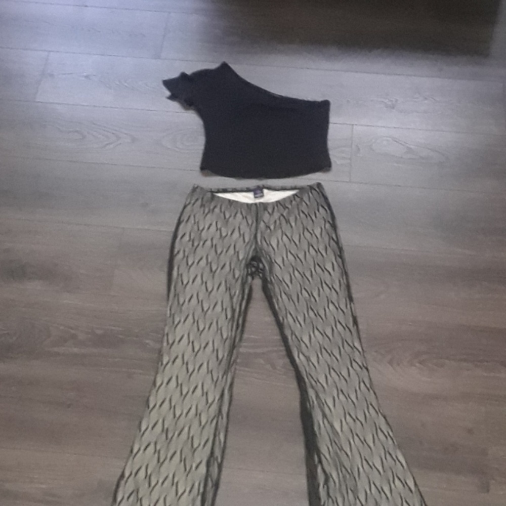 Club outfit lace pants crop top both are Small 5/6
